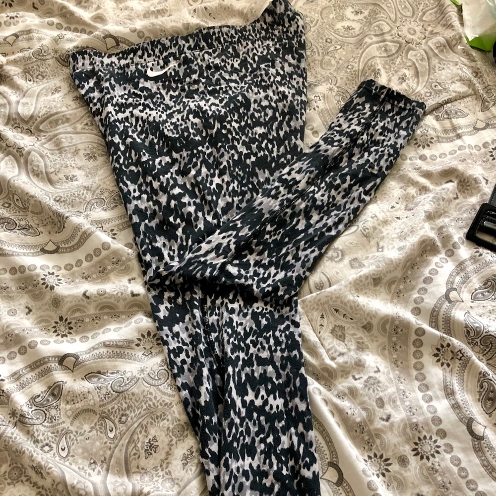 Workout pants